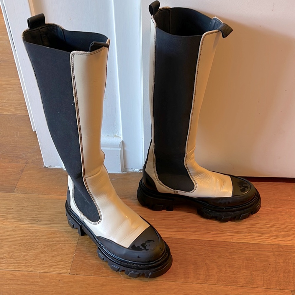 GANNI RUBBER-TRIMMED LEATHER KNEE BOOTS, off-white and black